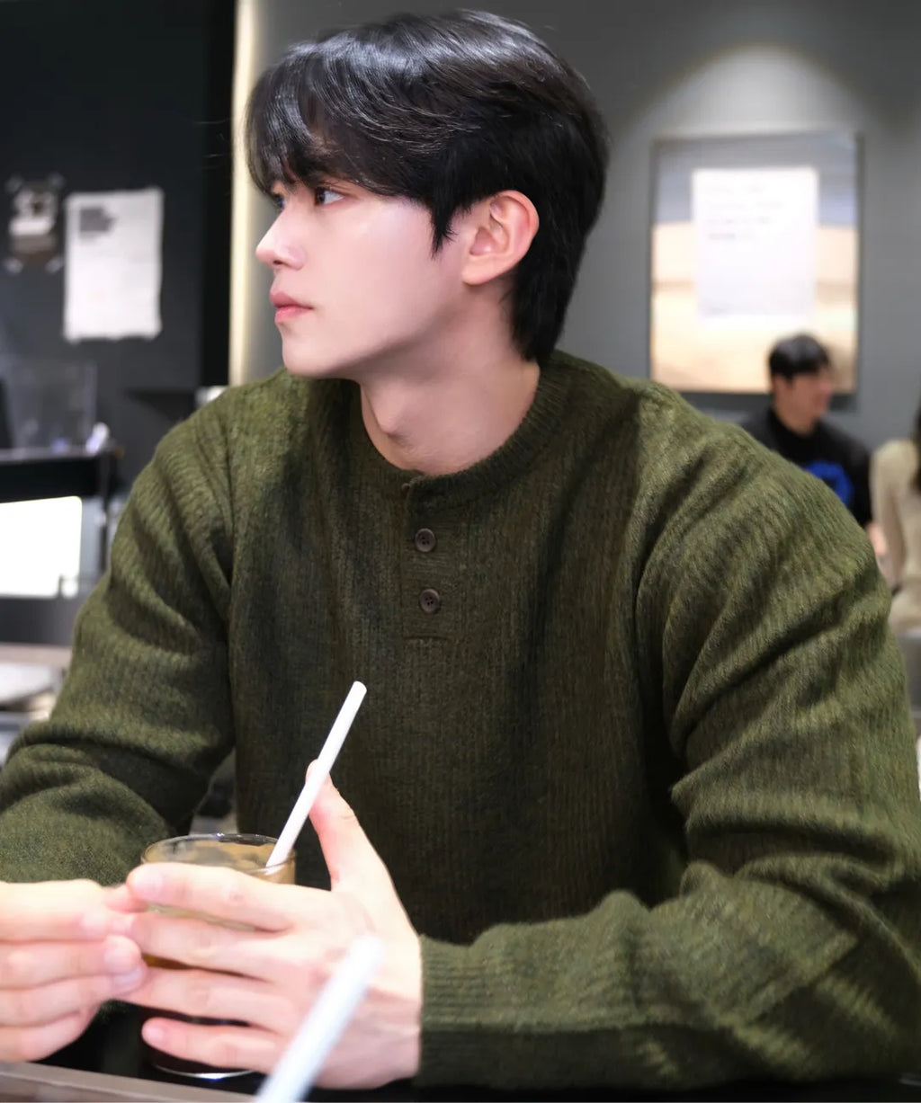 Ribbed Over-Fit Henley-Neck Knit [Khaki]