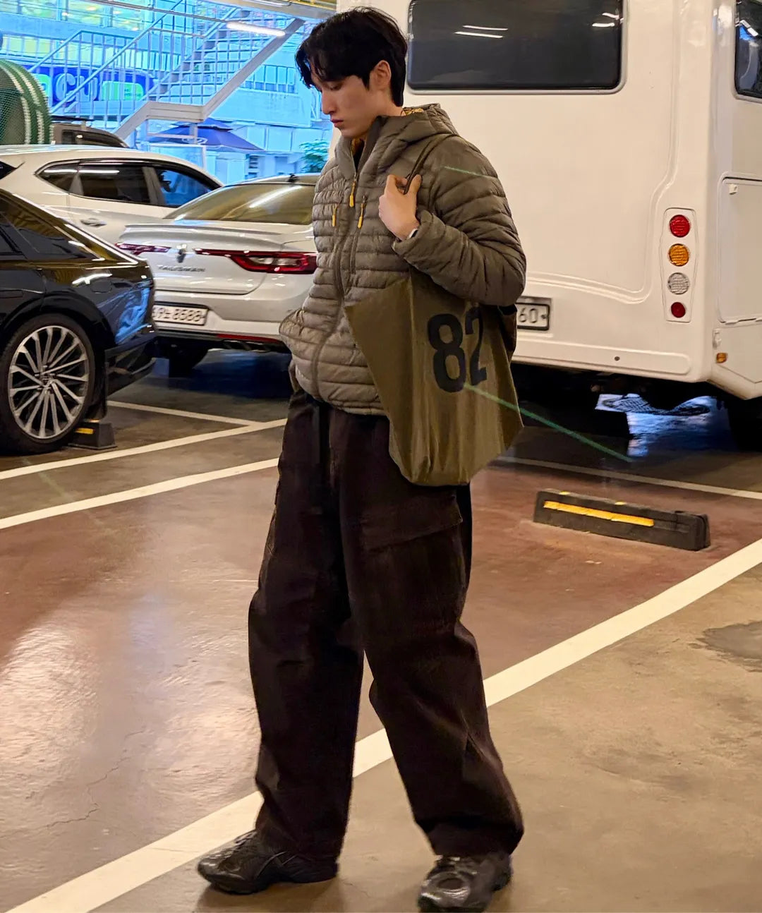 Essential Hooded Lightweight Insulated Jacket [Grayish Khaki]