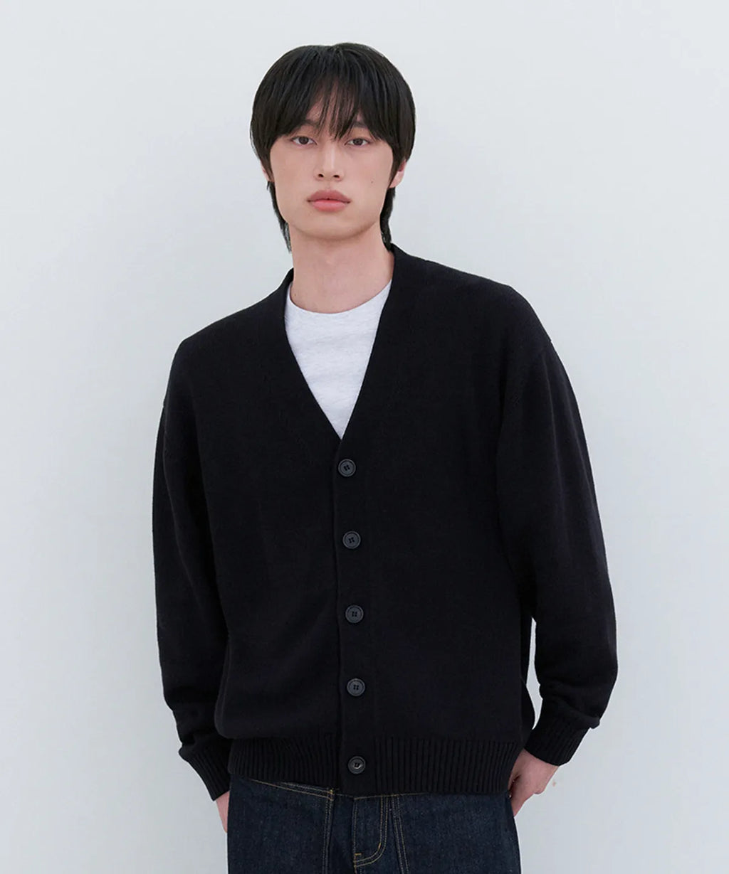 Essential Cotton V-Neck Knit Cardigan [Black]
