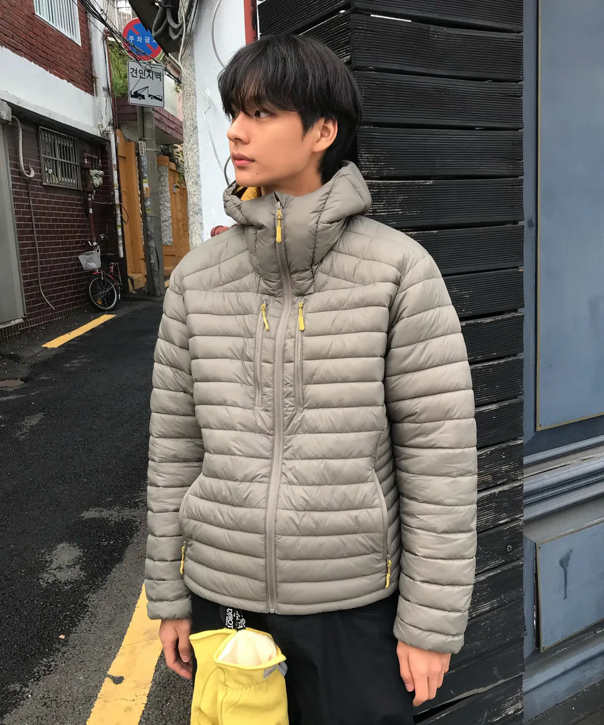 Essential Hooded Lightweight Insulated Jacket [Grayish Khaki]