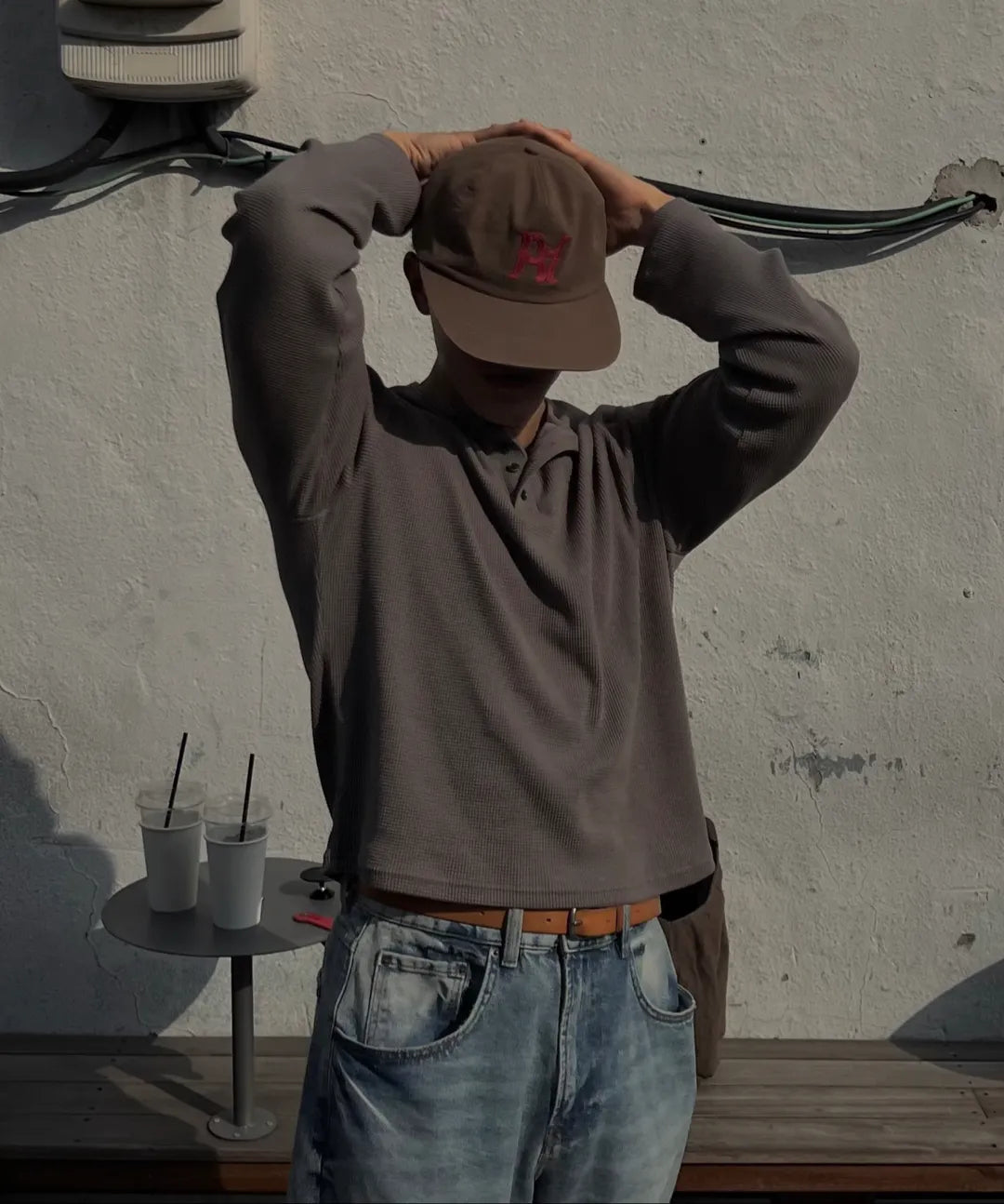 Waffle Henley Neck Crop T-shirt [Mocha Beige]