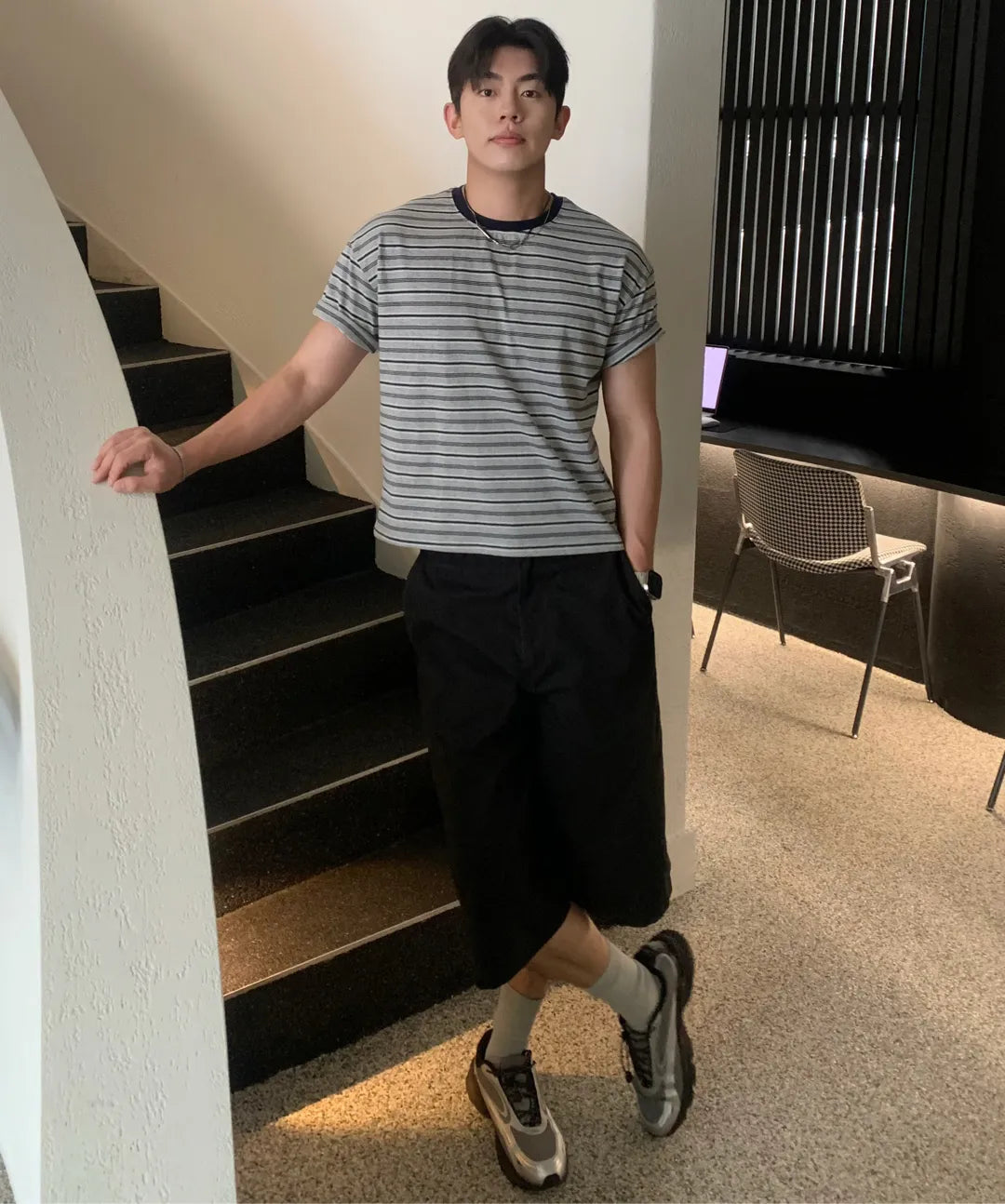 Essential Crop T-Shirt [Multi Gray Stripe]