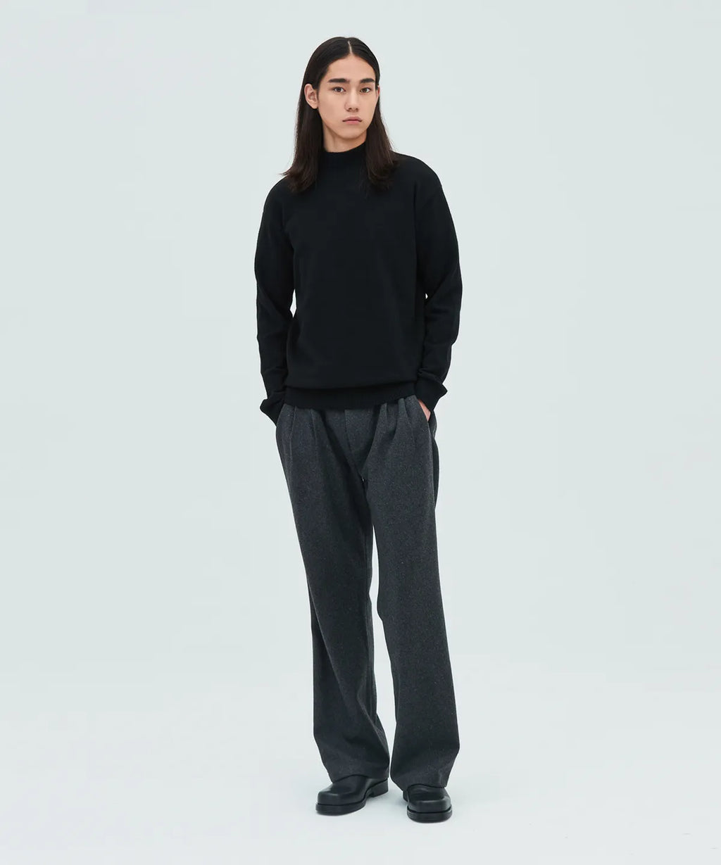 Minimal Wool Half-Neck Knit [Black]
