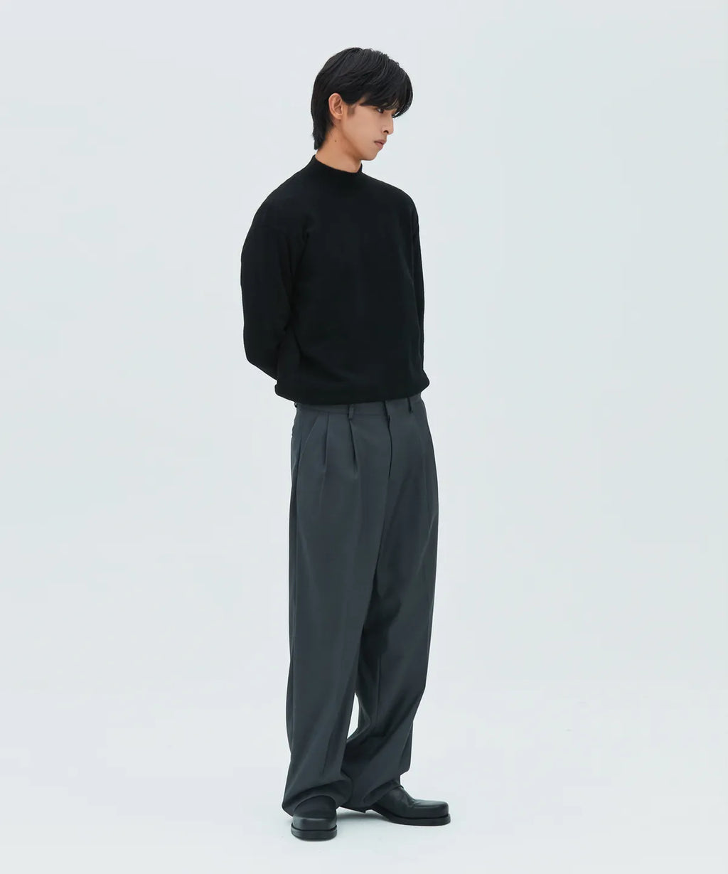 Minimal Wool Half-Neck Knit [Black]