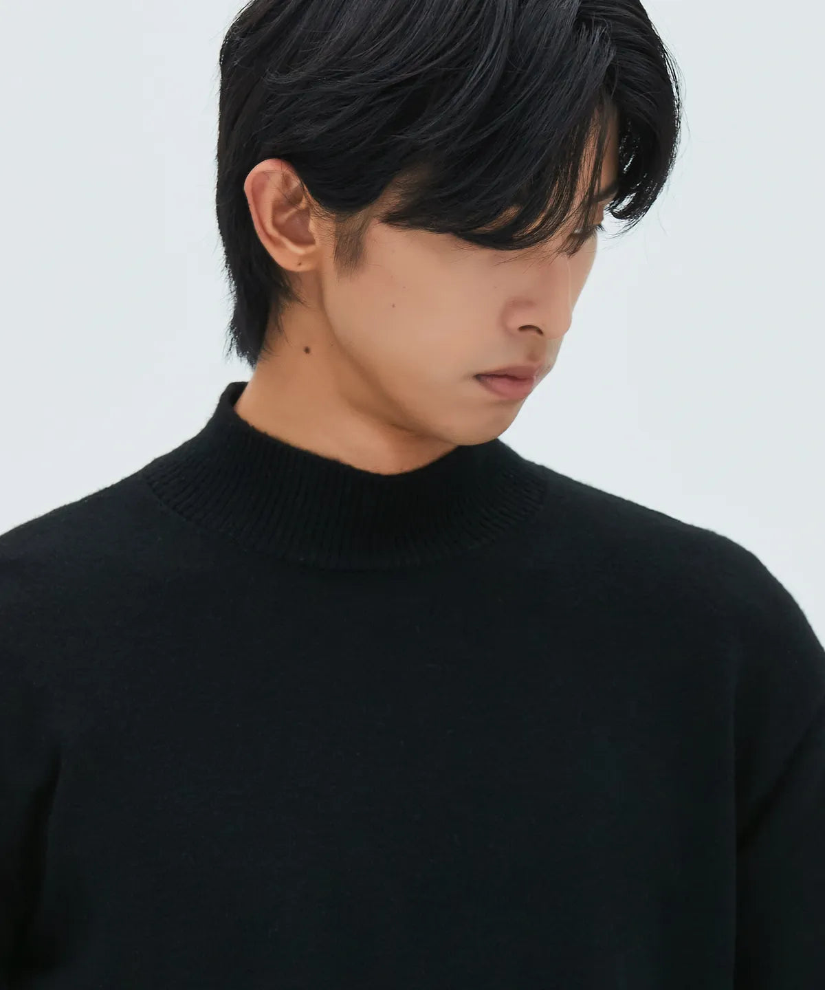Minimal Wool Half-Neck Knit [Black]