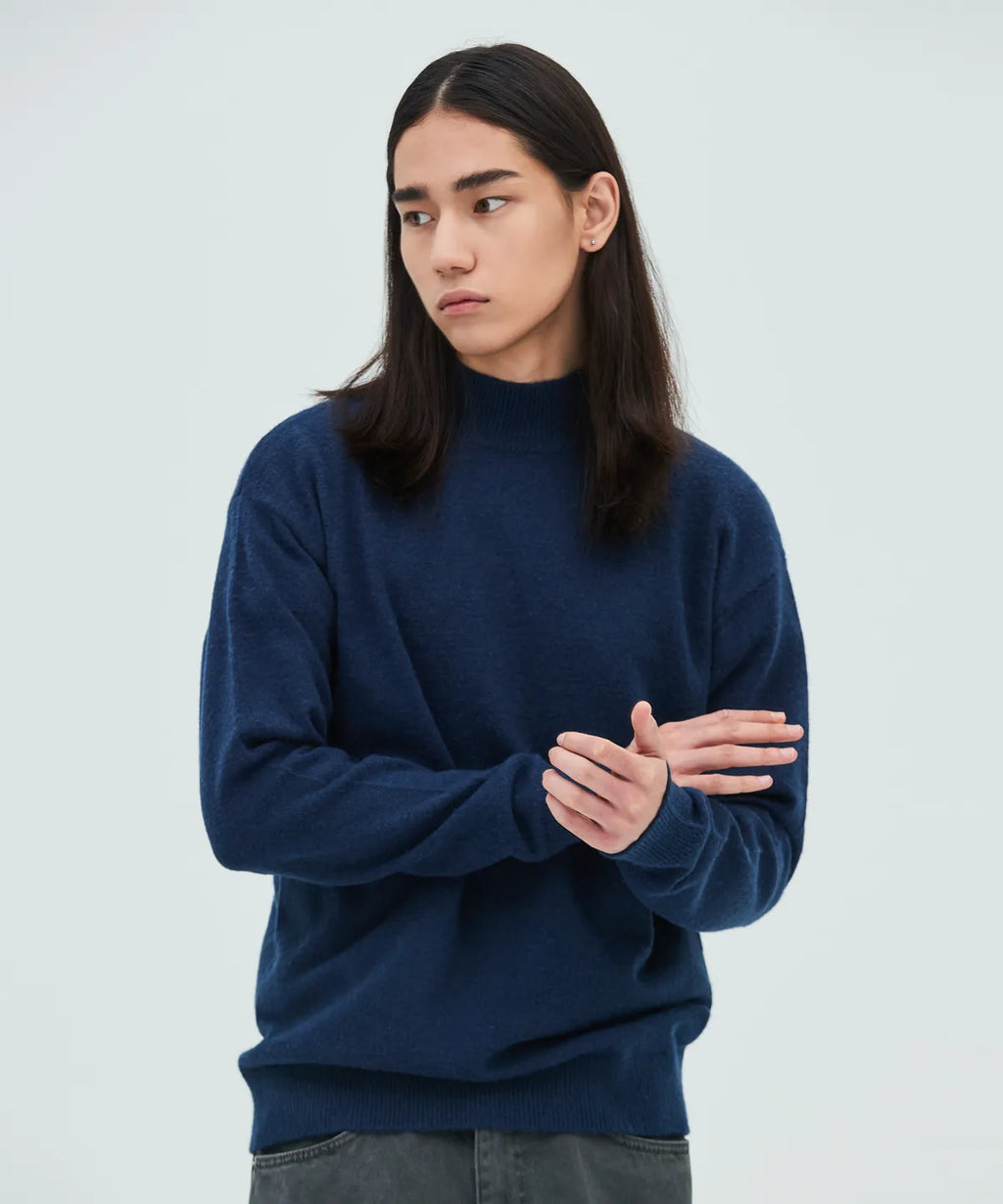 Minimal Wool Half-Neck Knit [Deep Blue]