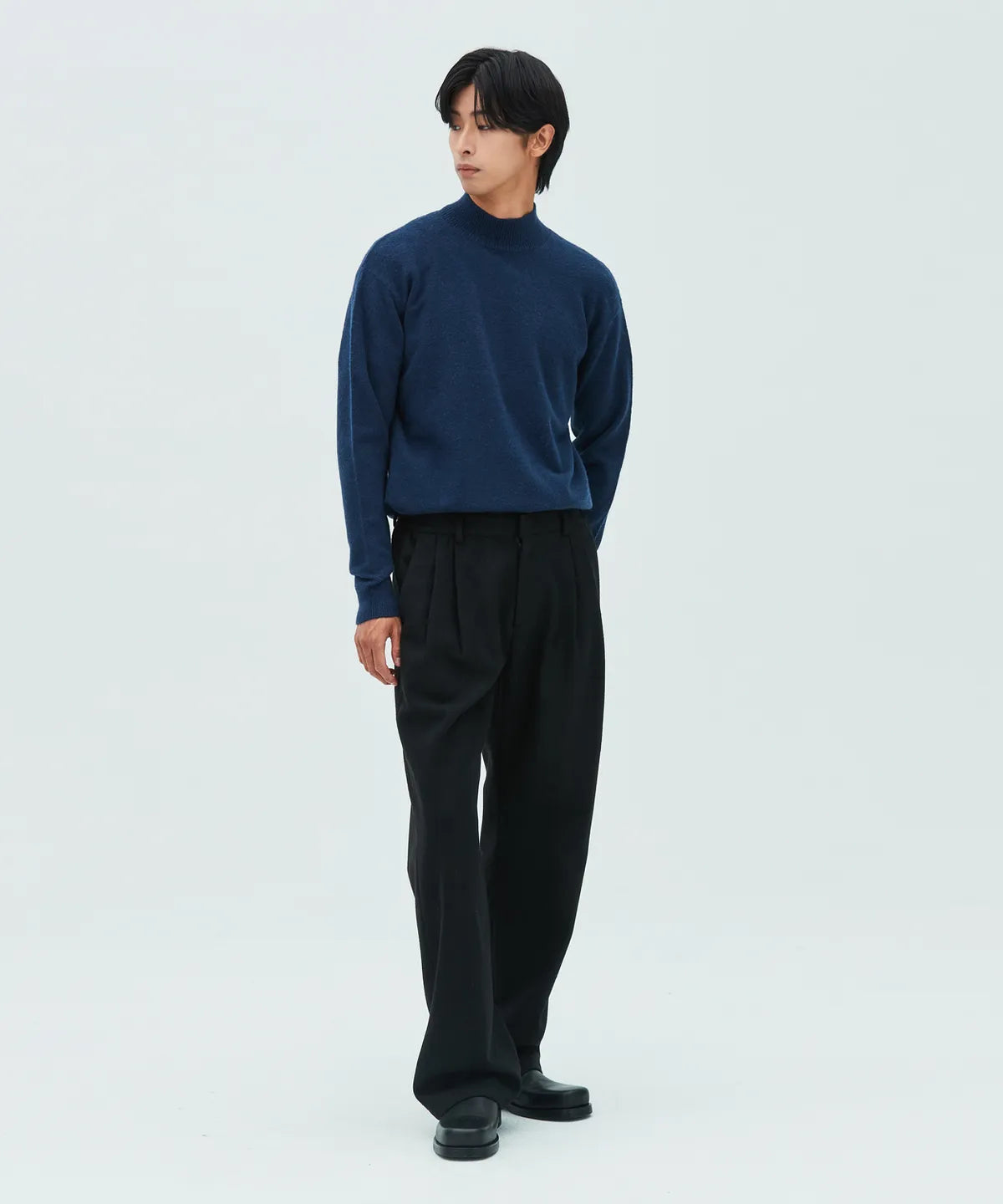 Minimal Wool Half-Neck Knit [Deep Blue]