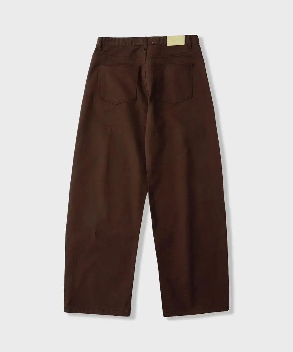 Everyday Curved Denim Pants [Brown]