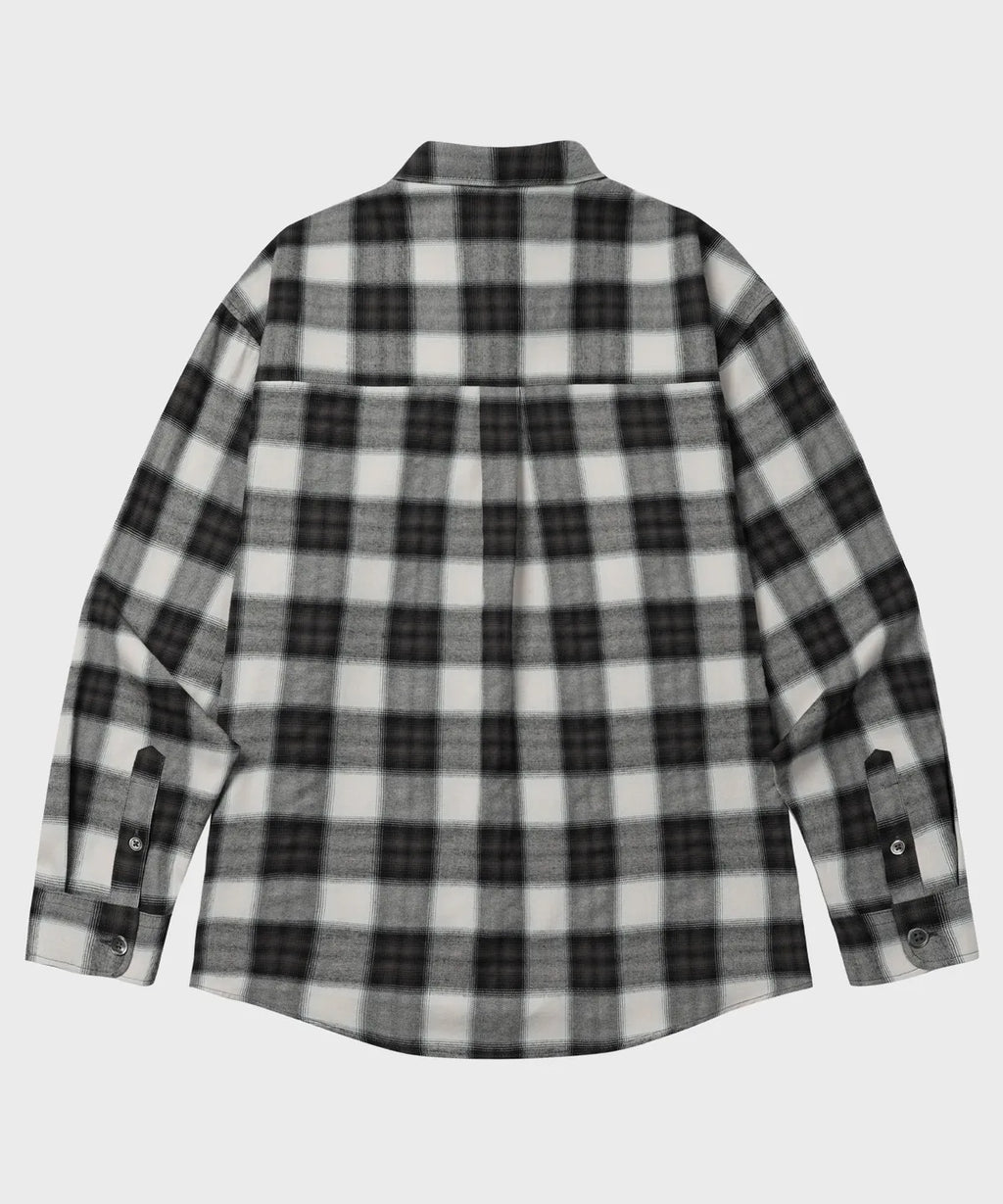 Two-Pocket Ombre Check Shirt [Black]