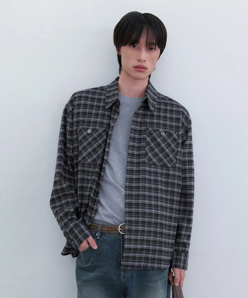 Two-Pocket Vintage Check Shirt [Black]