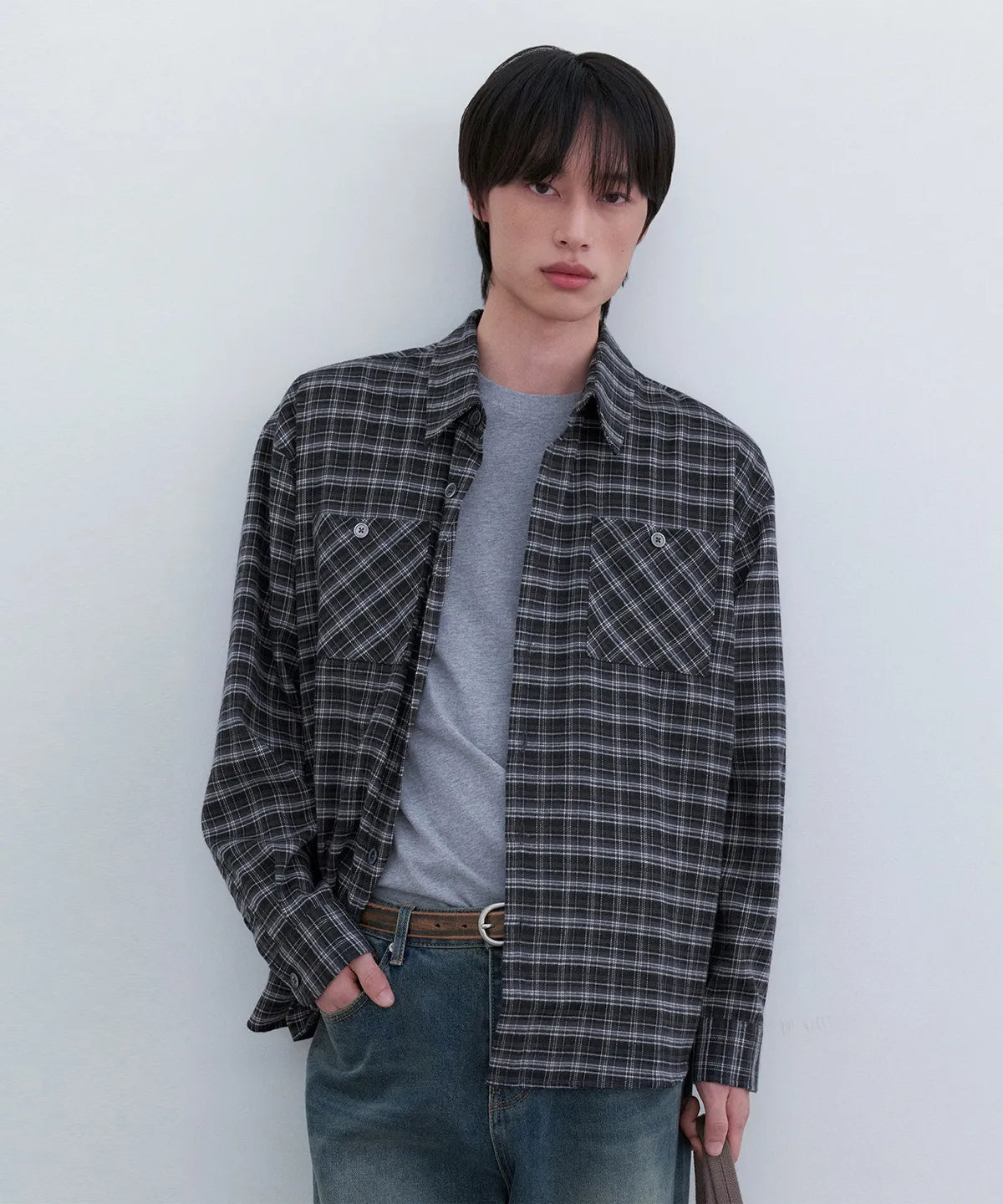 Two-Pocket Vintage Check Shirt [Black]