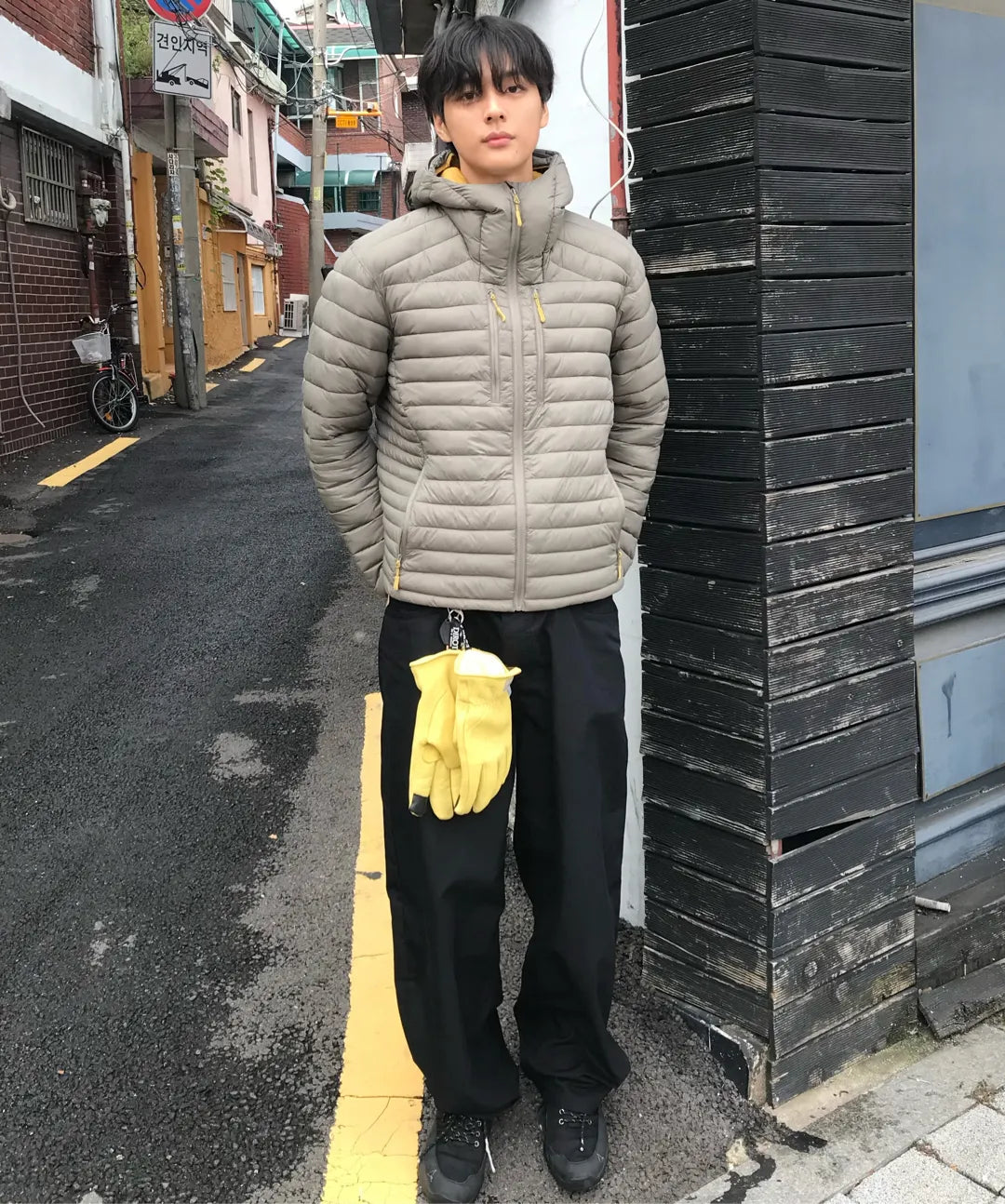 Essential Hooded Lightweight Insulated Jacket [Grayish Khaki]