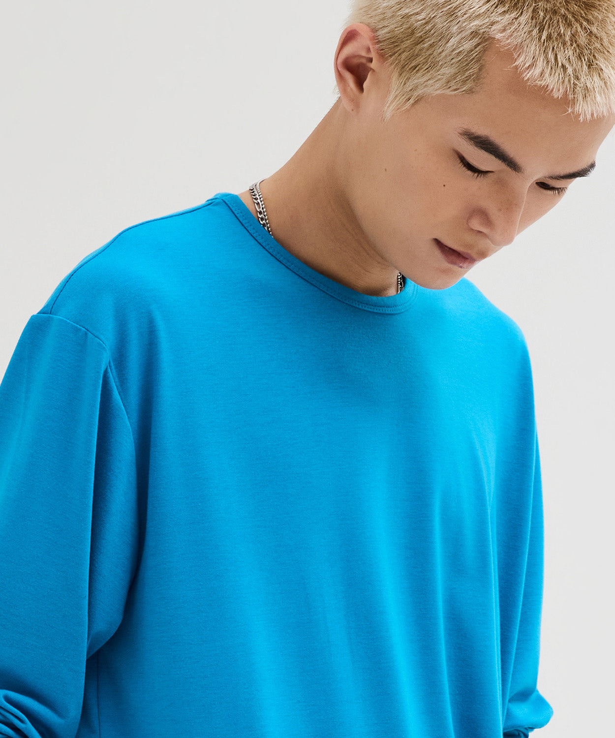 Soft Round Long Sleeve T-Shirt [Aqua Blue]