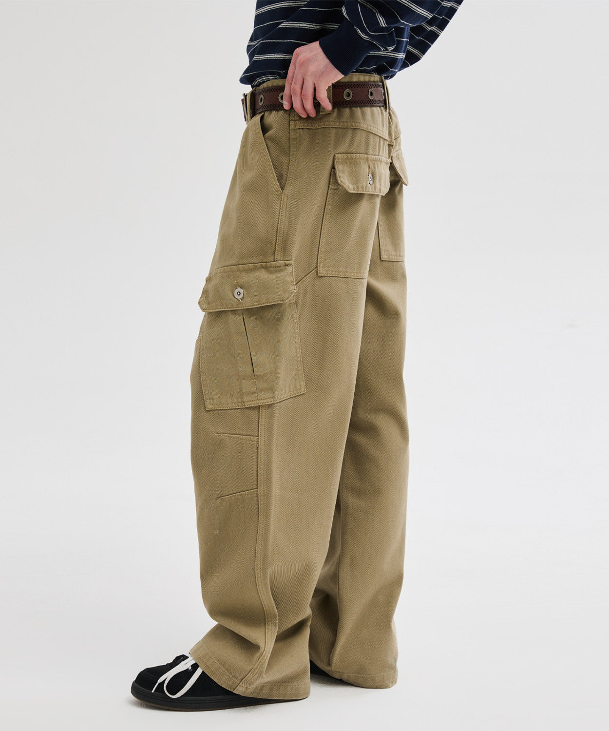 Garment Dyed Curved Cargo Pants [Beige]