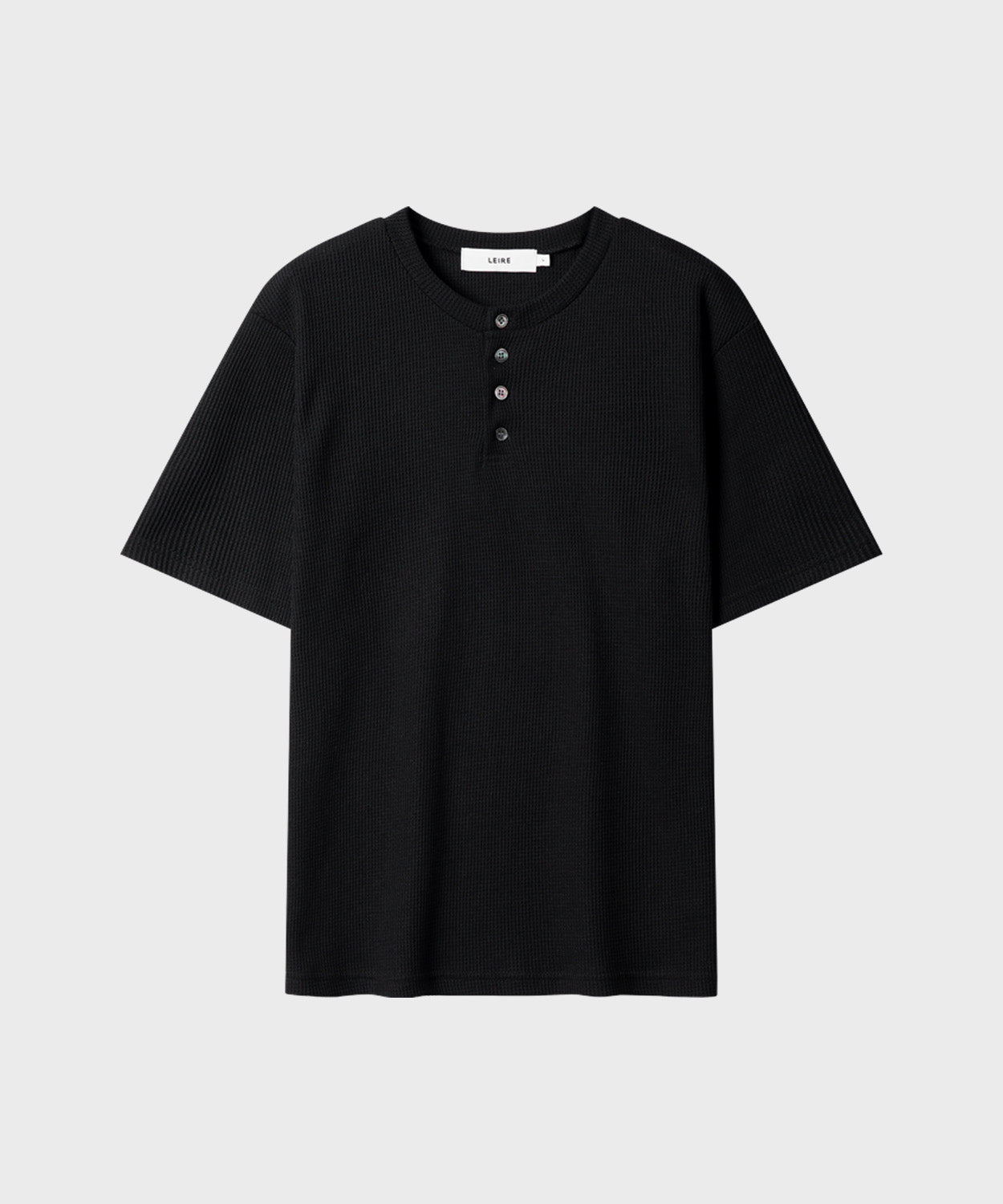 Waffle Henley Neck Semi-Crop T-Shirt [Black]
