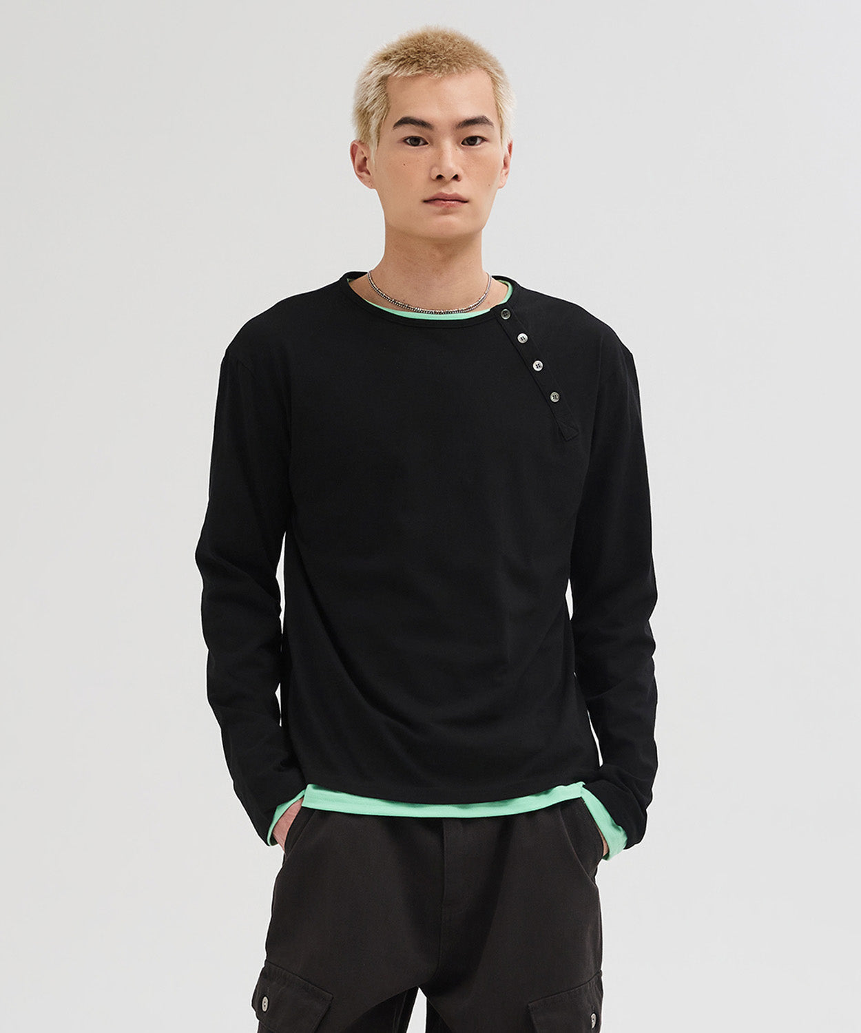 Diagonal Henley Neck Long Sleeve T-Shirt [Black]