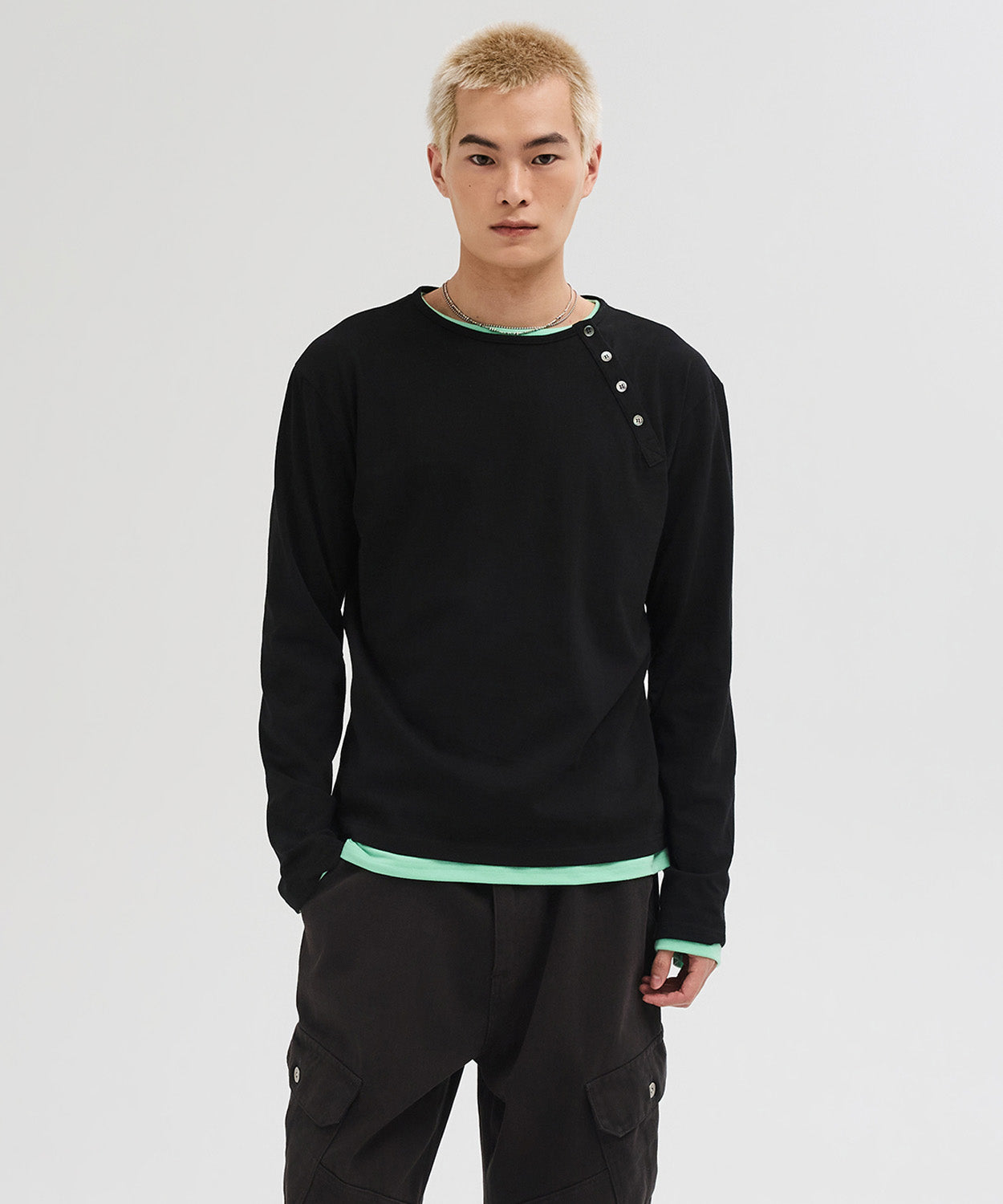 Diagonal Henley Neck Long Sleeve T-Shirt [Black]