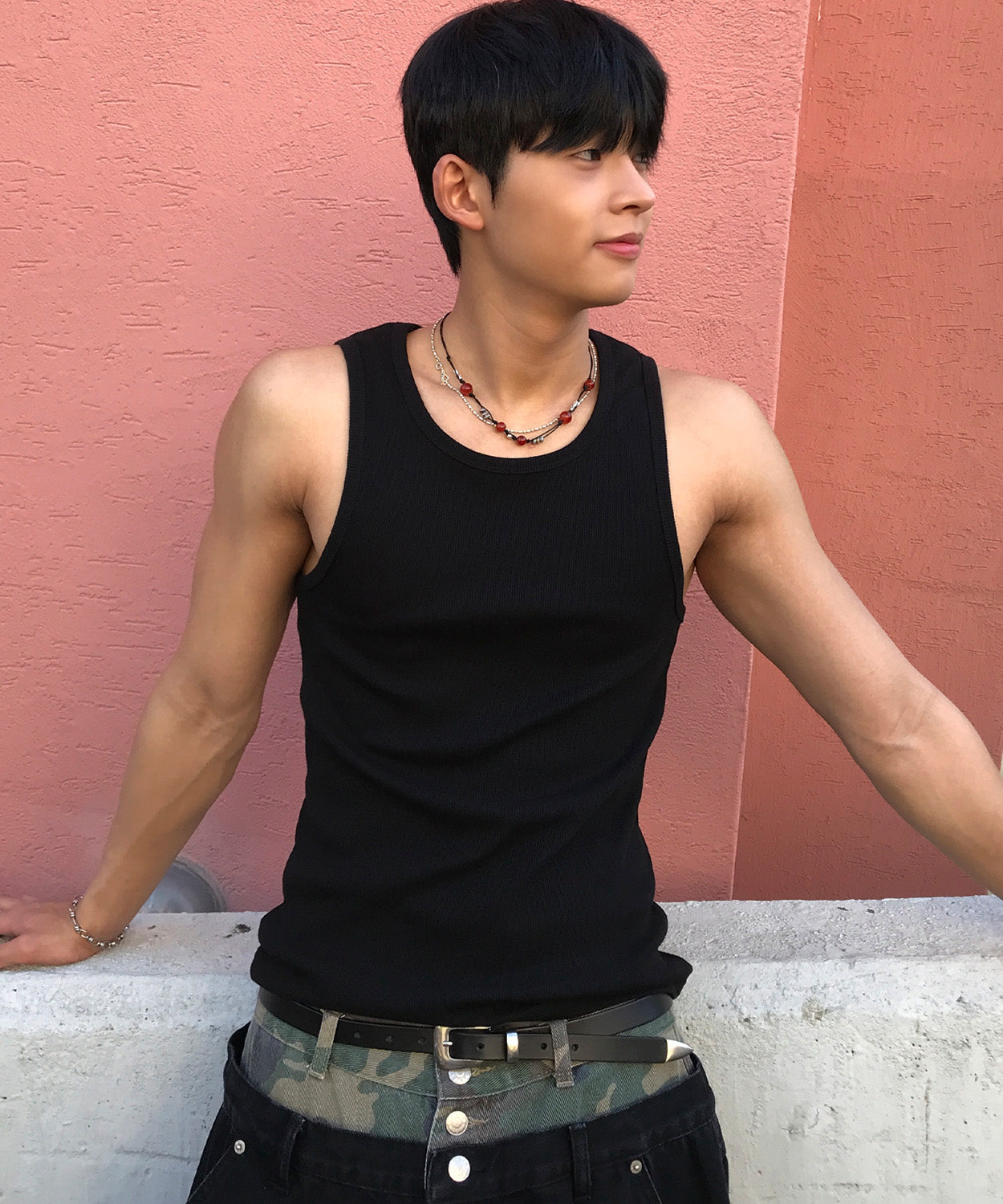 Essential Ribbed Sleeveless [Black]