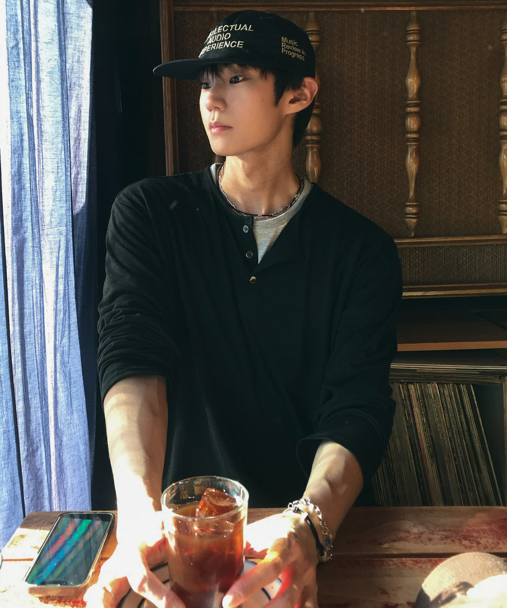 Soft Henley Neck Long Sleeve T-Shirt [Black]