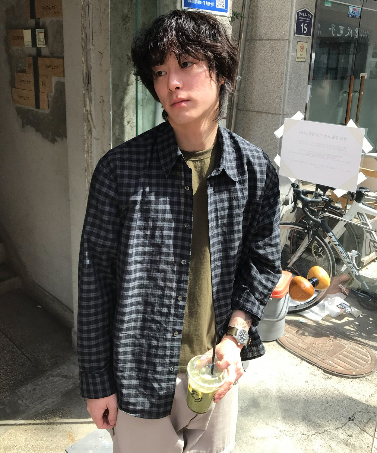 Seersucker Two-Tone Check Shirt [Black]