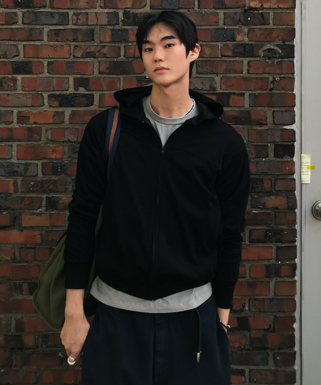 Slim Fit Hoodie Zip-Up [Black]