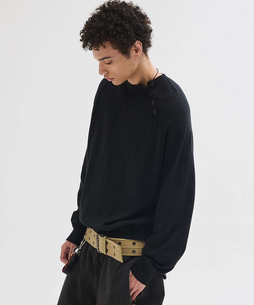Diagonal Henley Neck Crop Knit [Black]