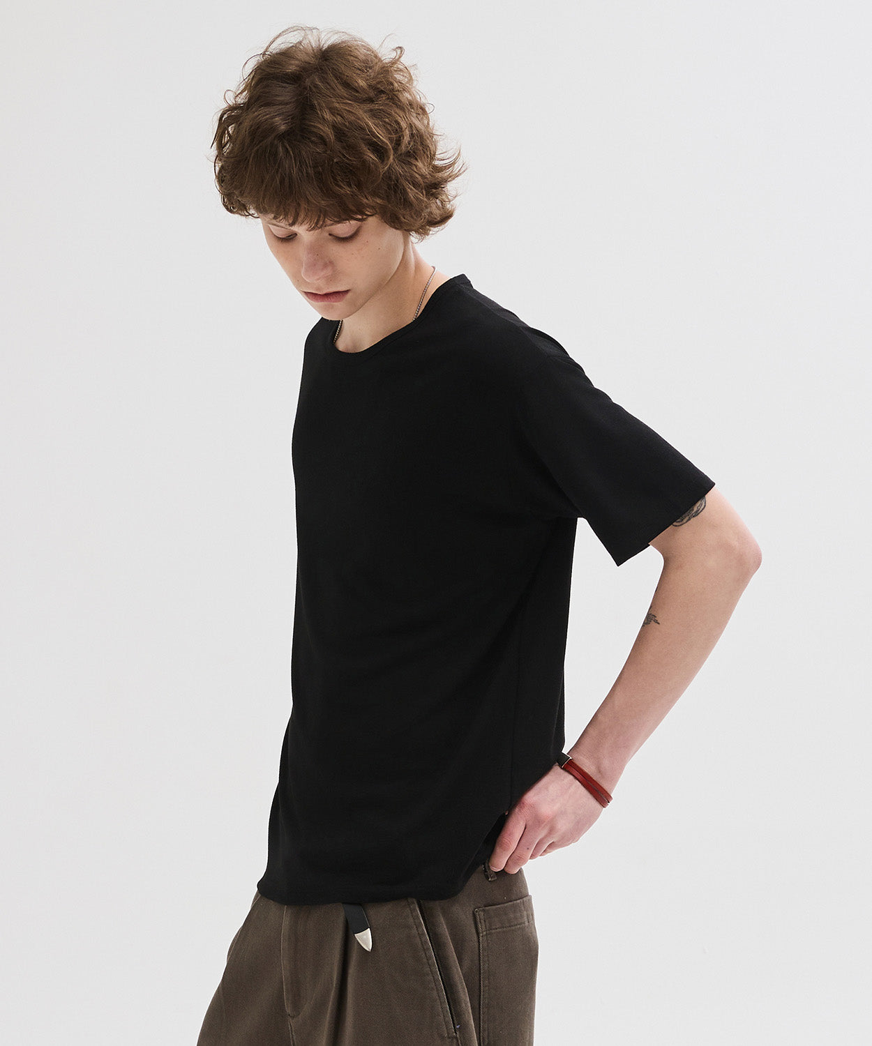 Soft U-Neck Inner T-Shirt [Black]