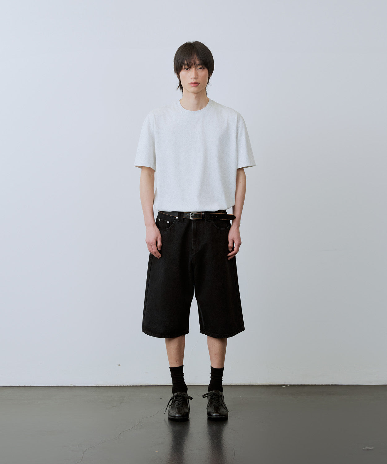 Everyday Bermuda Denim Shorts [Black]