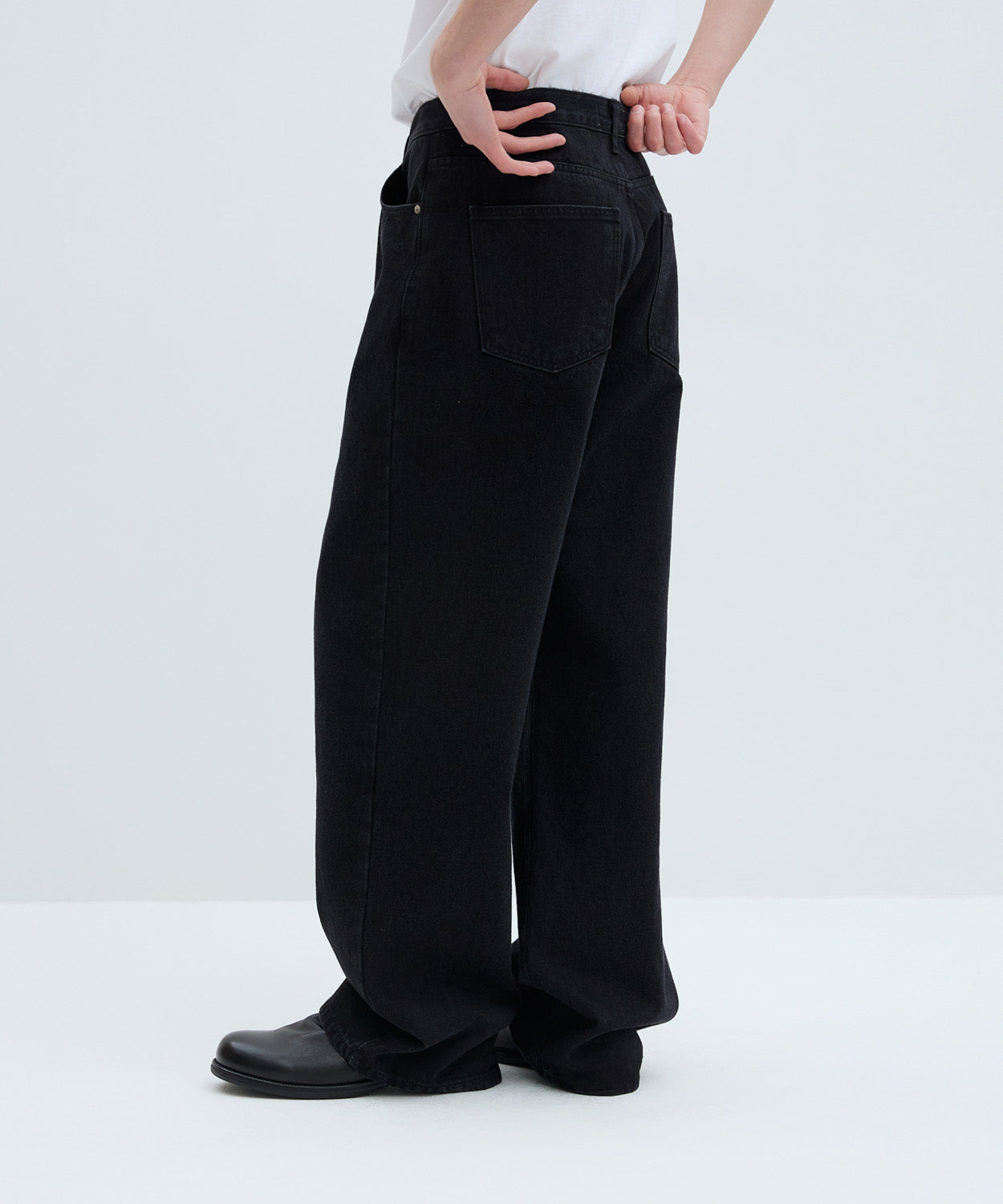 Everyday Wide Denim Pants [Black]