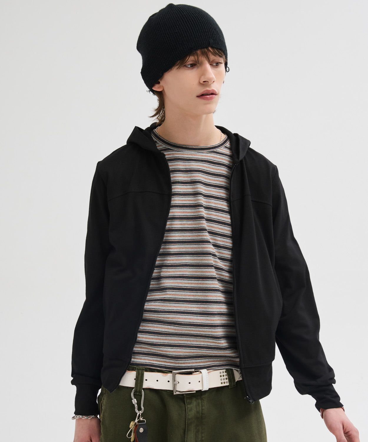Slim Fit Hoodie Zip-Up [Black]