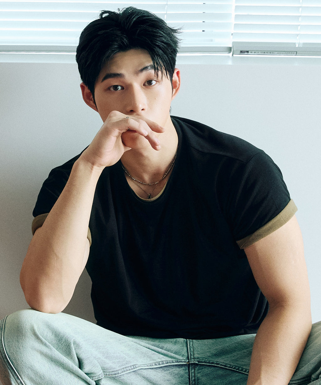 Soft U-Neck Inner T-Shirt [Black]