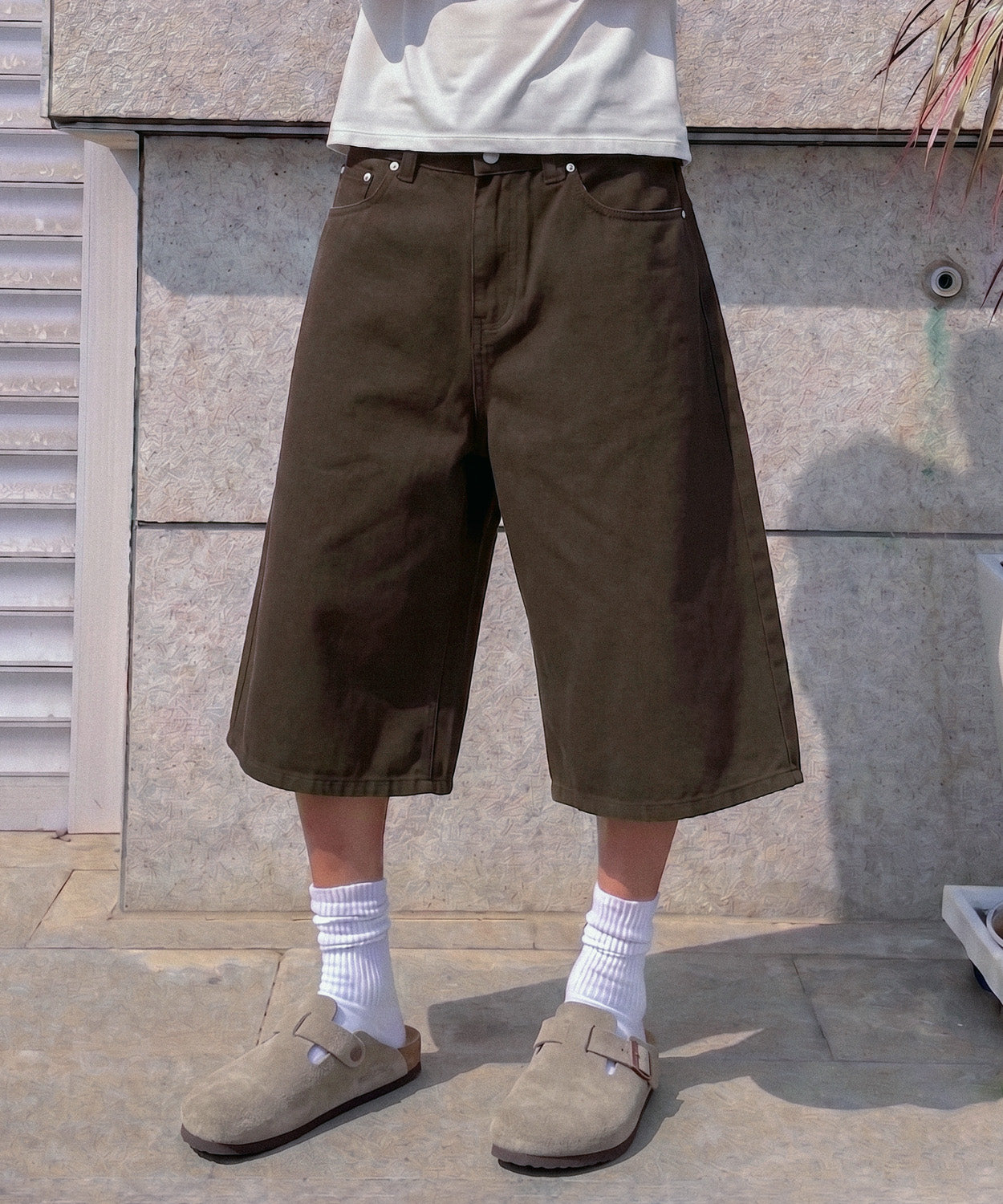Everyday Bermuda Denim Shorts [Brown]