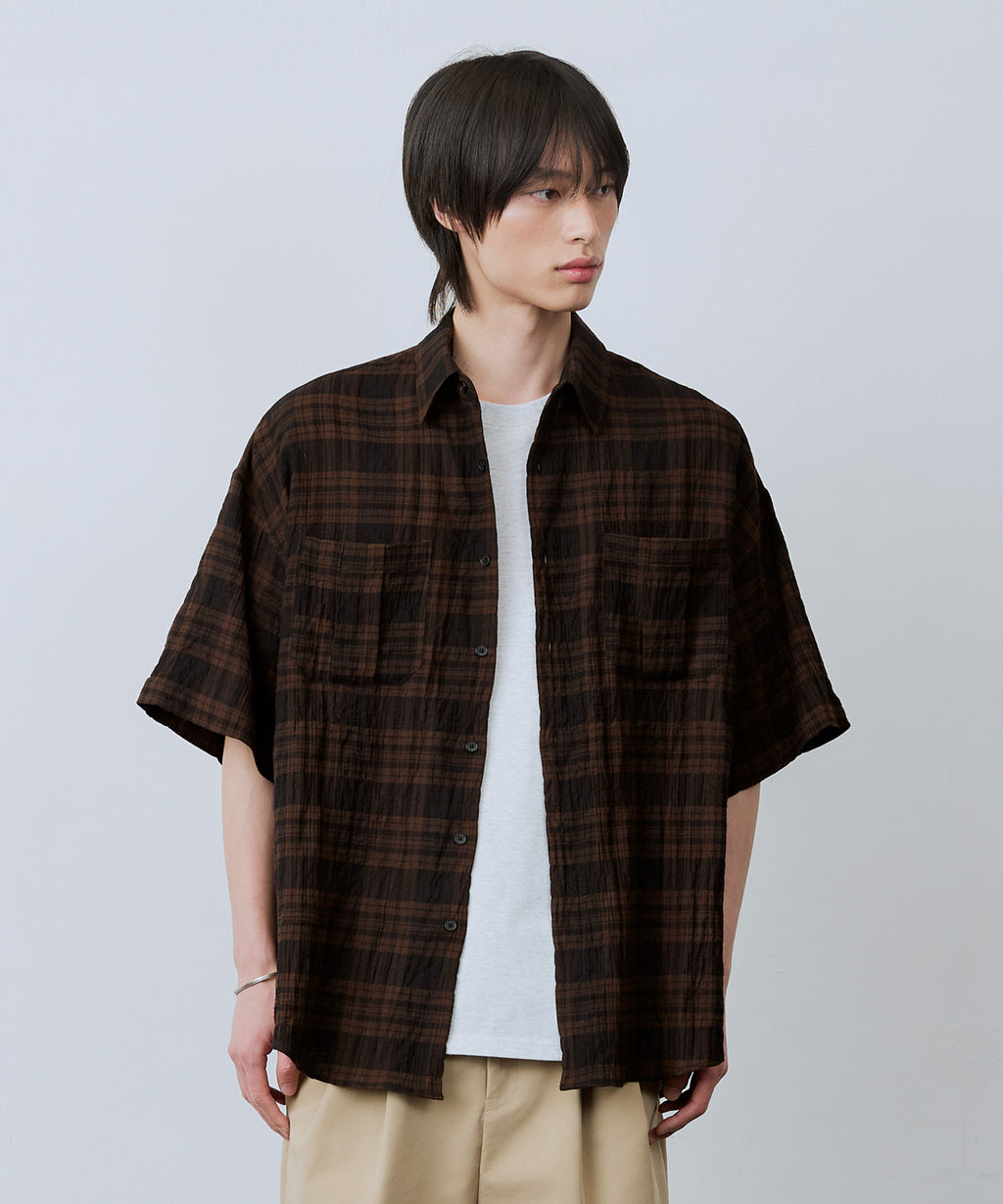 Two-Pocket Wrinkle Check Short Sleeve Shirt [Brown]