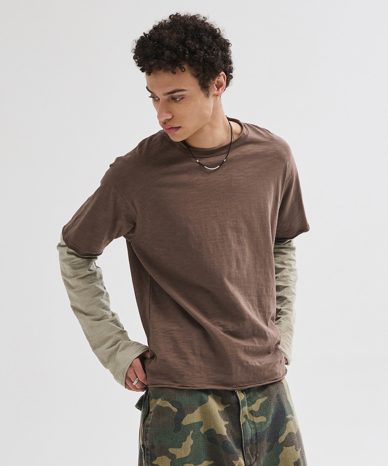 Cut-Off Layered Long Sleeve T-Shirt [Brown]