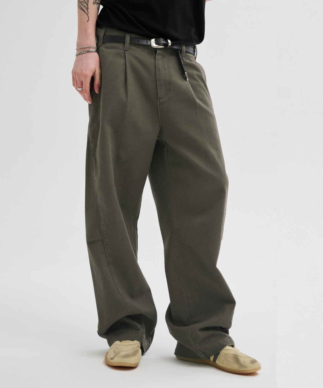Curved Bijou Washed Pants [Charcoal]