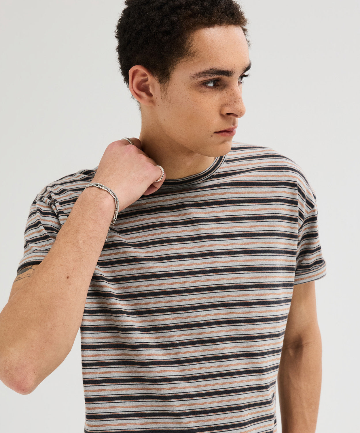 Essential Stripe Crop T-Shirt [Charcoal]