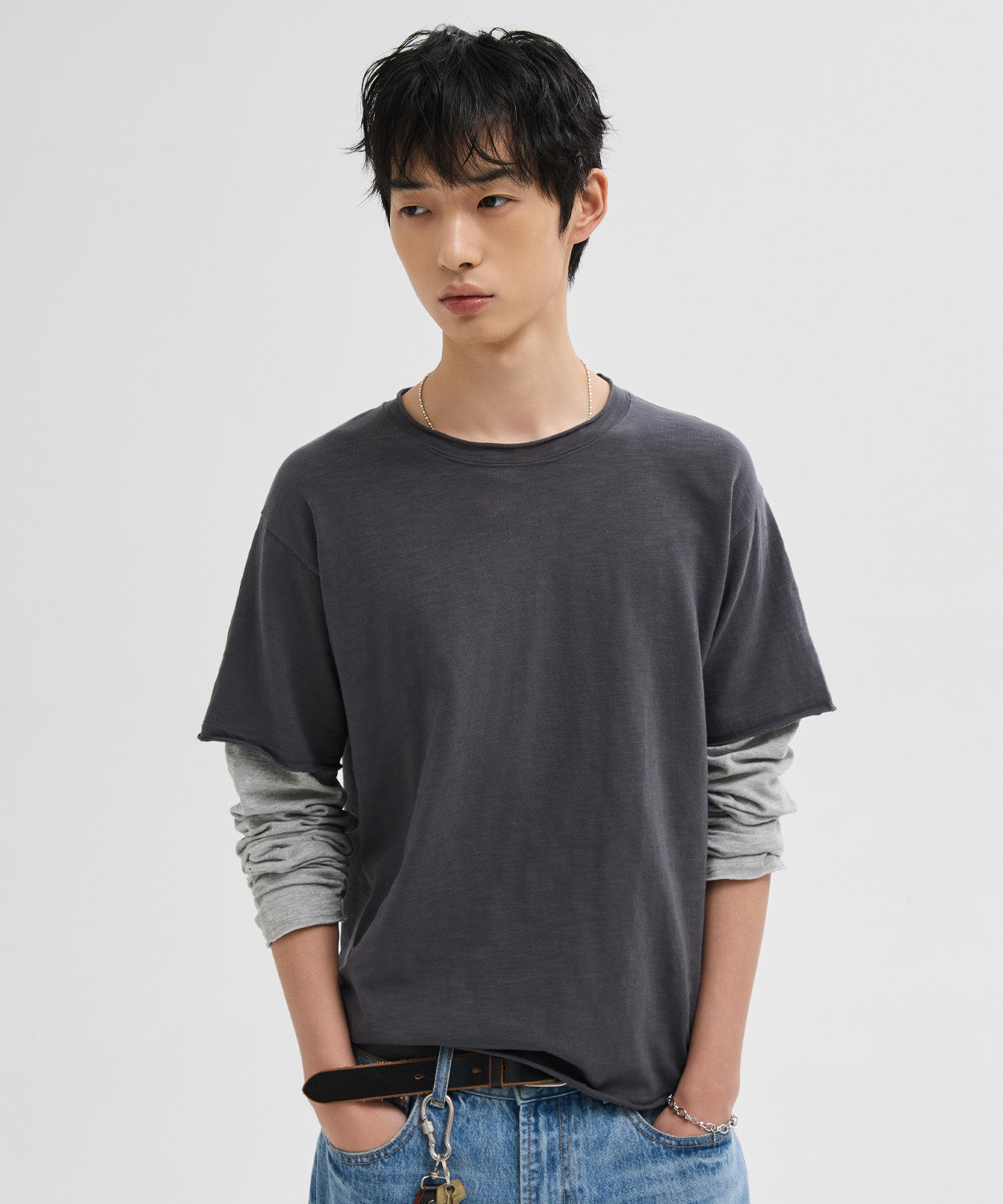 Cut-Off Layered Long Sleeve T-Shirt [Charcoal]