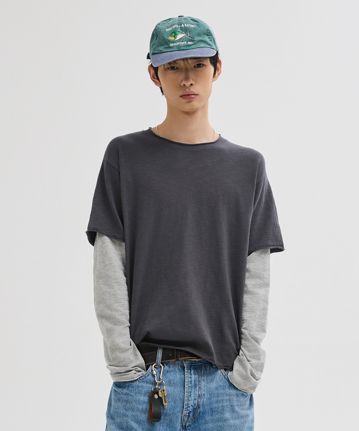 Cut-Off Layered Long Sleeve T-Shirt [Charcoal]