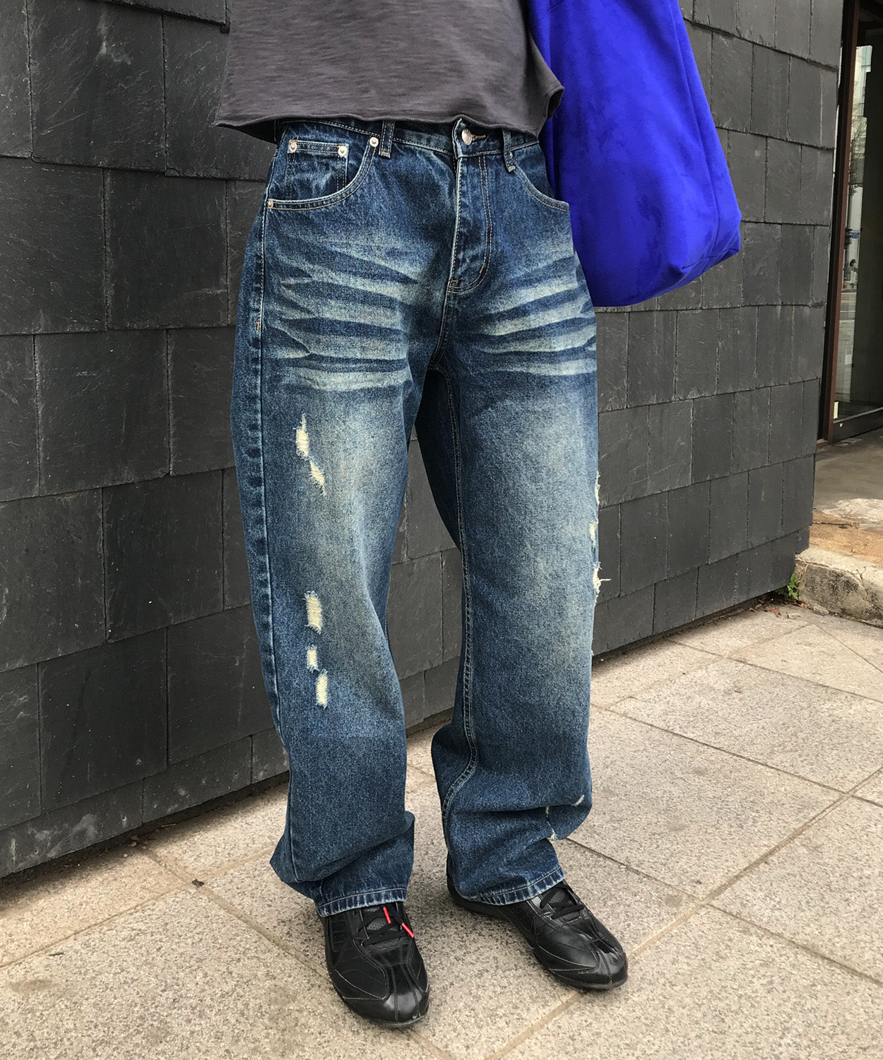 Curved Washed Damaged Denim Pants [Deep Blue]
