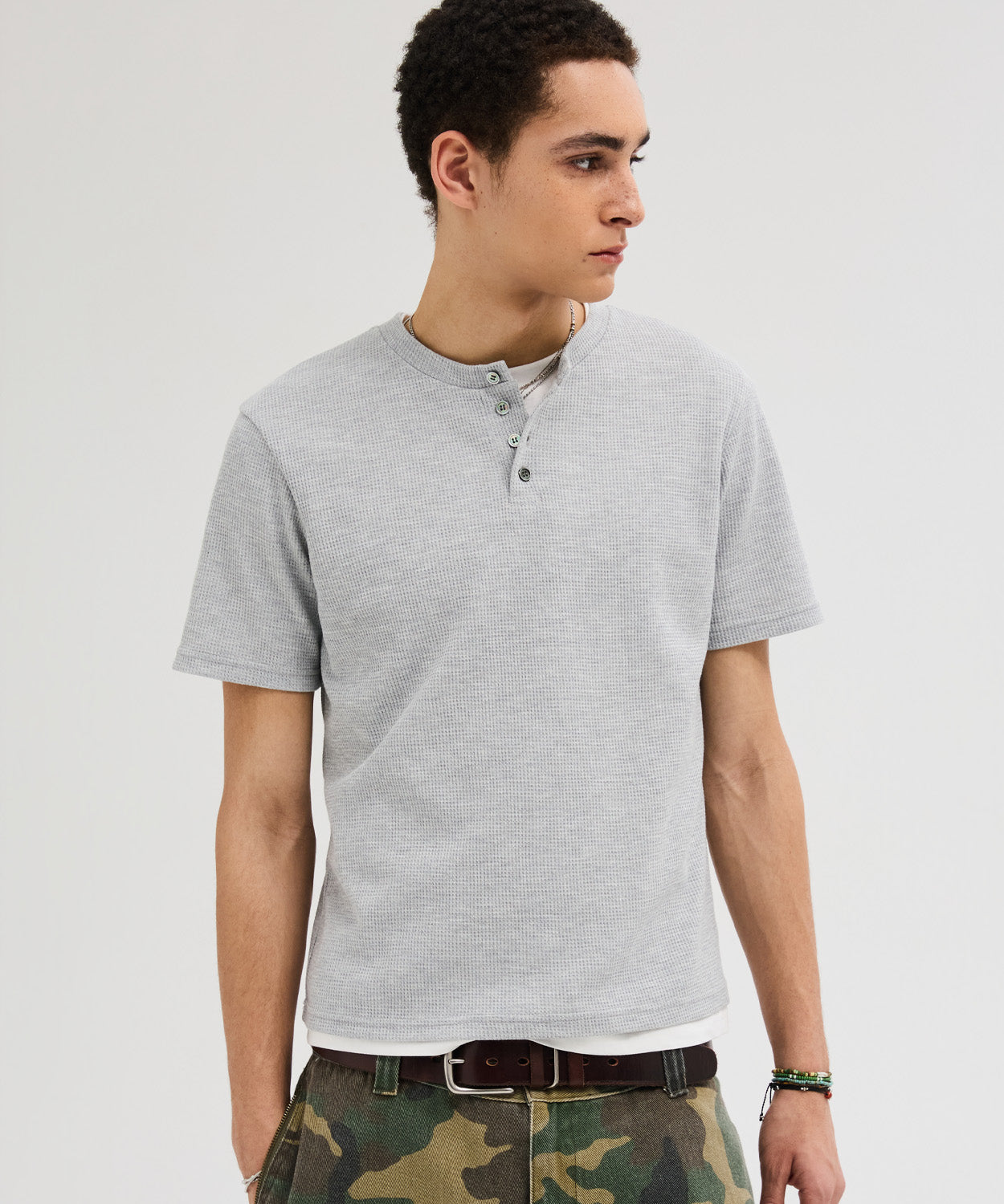 Waffle Henley Neck Semi-Crop T-Shirt [Gray]