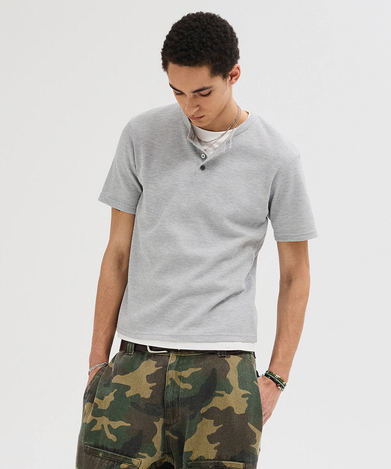 Waffle Henley Neck Semi-Crop T-Shirt [Gray]