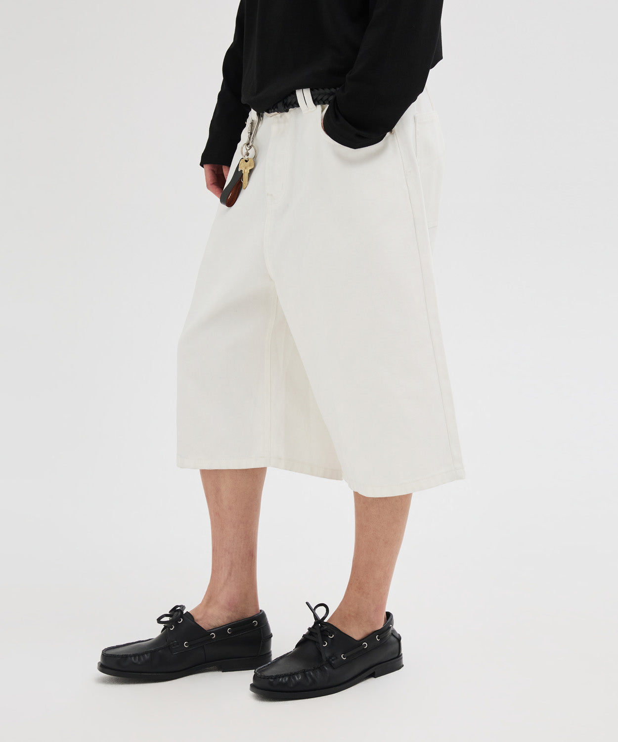 Everyday Bermuda Denim Shorts [Ivory]