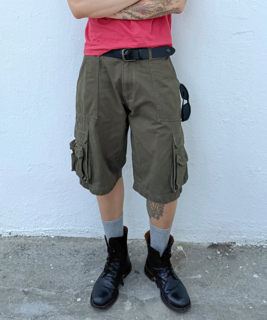 Cargo Pocket Washed Bermuda Shorts [Khaki]