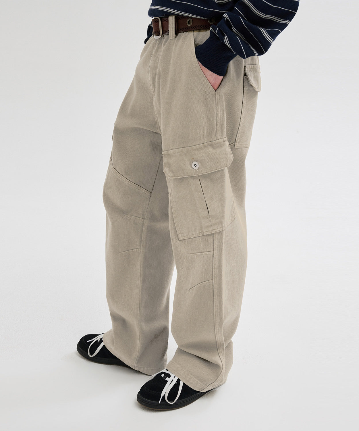 Garment Dyed Curved Cargo Pants [Light Beige]