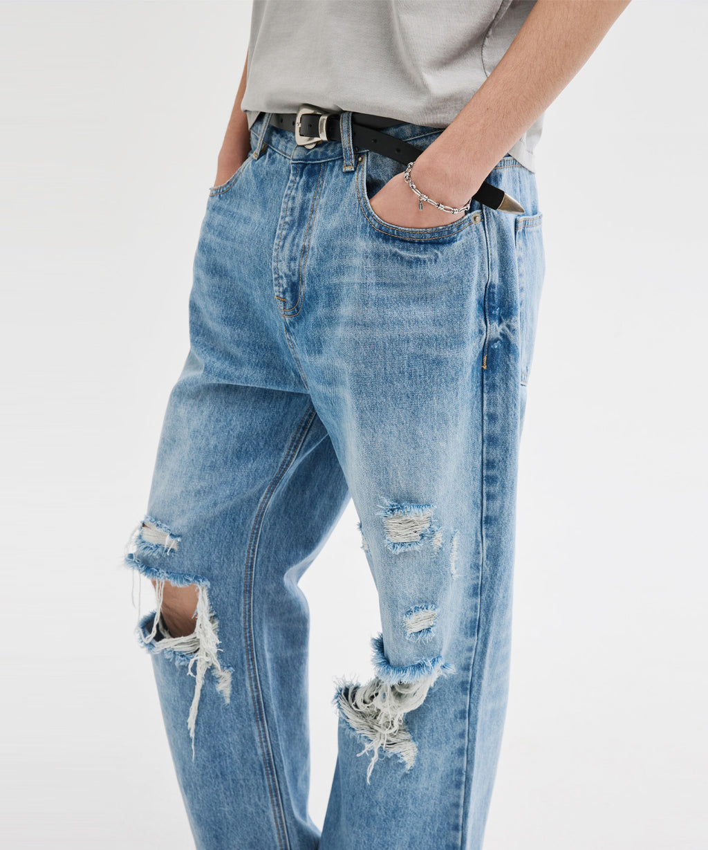 Distressed Flared Denim Pants [Light Blue]