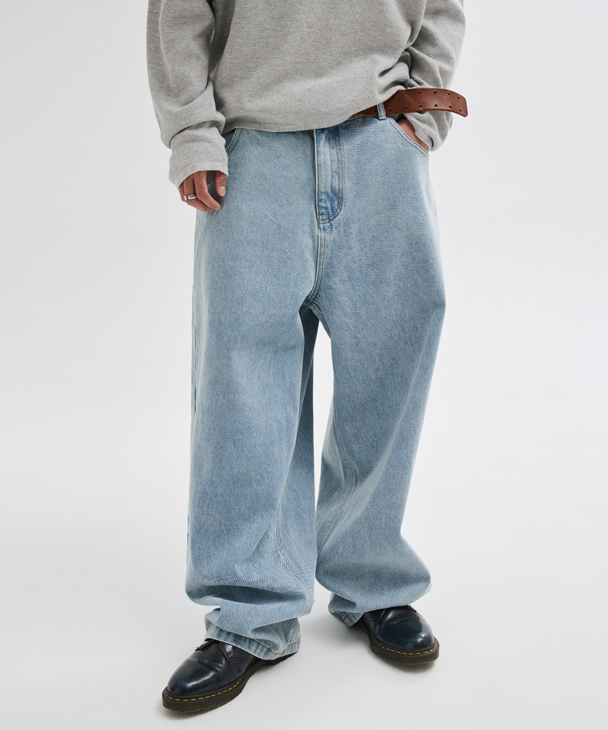 Essential Wide Denim Pants [Light Blue]
