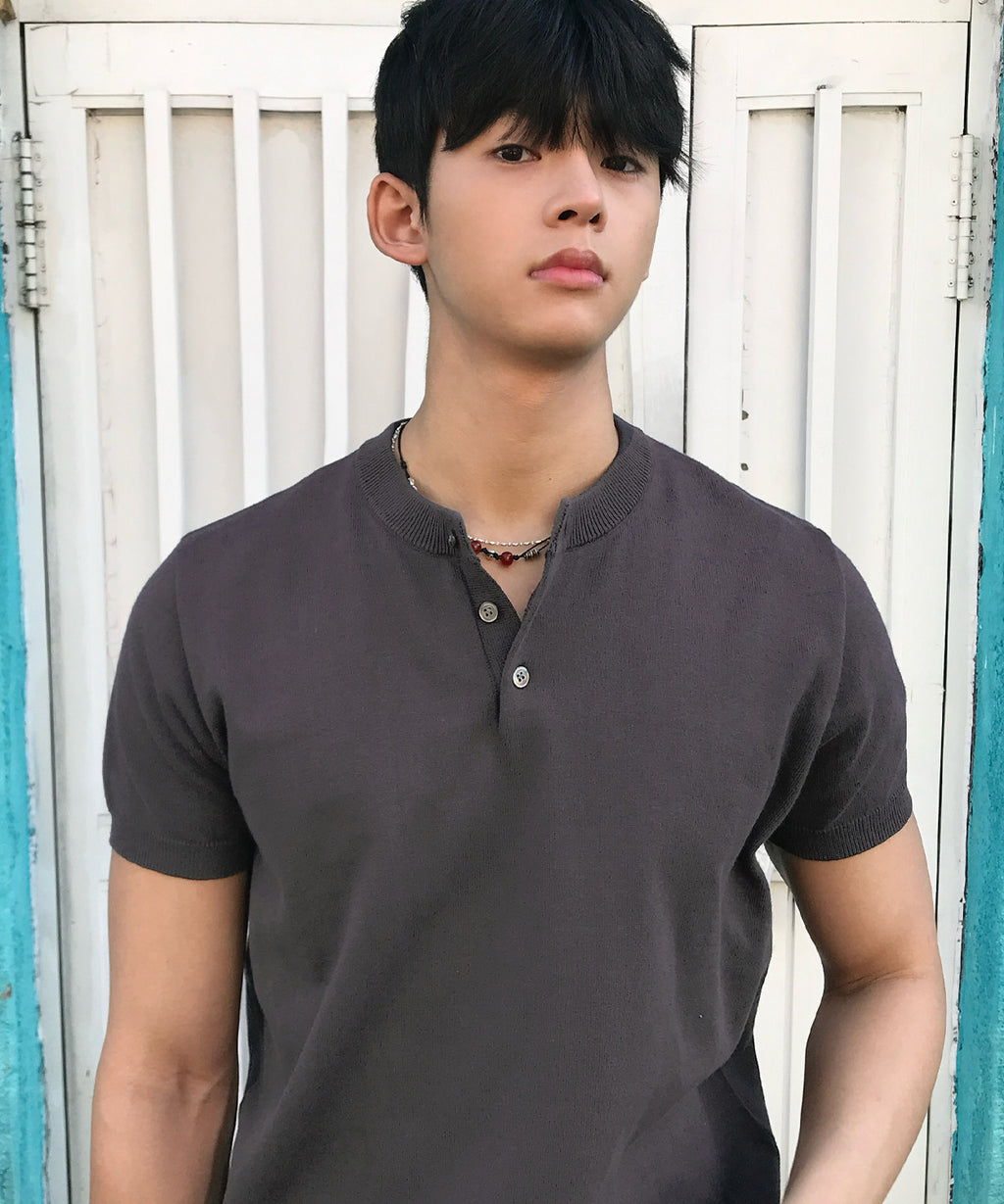 Muscle Fit Henley Neck Short Sleeve Knit [Smoke Charcoal]